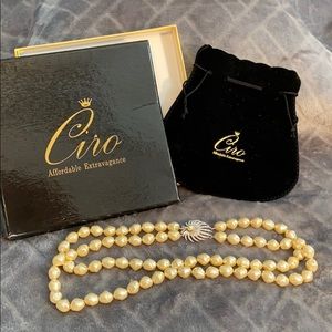 Ciro Affordable Extravagance Pearl Necklace